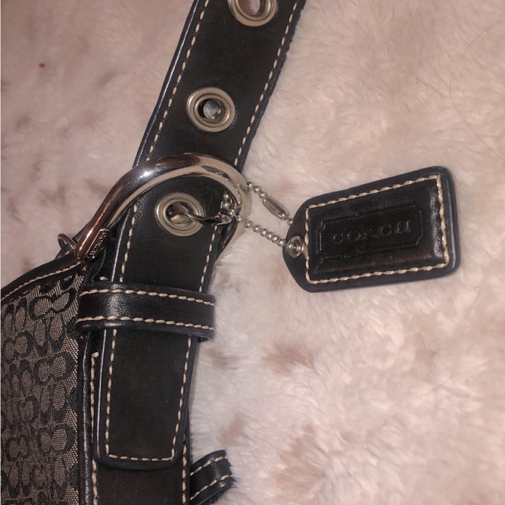Coach Crossbody 🎀 - Picture 8 of 14